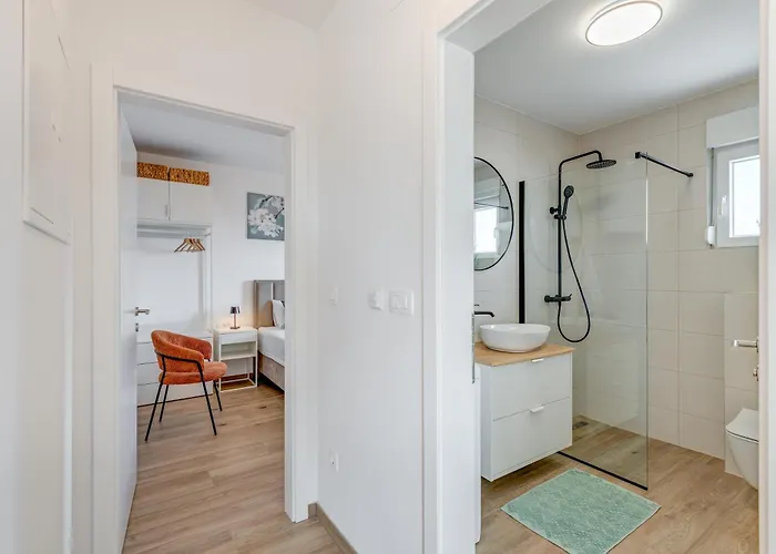 Apartment Zaja