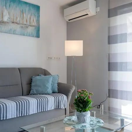 Zaja Apartment *